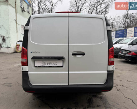 Белый Мерседес eVito, объемом двигателя 0 л и пробегом 44 тыс. км за 14999 $, фото 8 на Automoto.ua