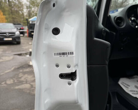 Білий Мерседес eVito, об'ємом двигуна 0 л та пробігом 11 тис. км за 24999 $, фото 43 на Automoto.ua