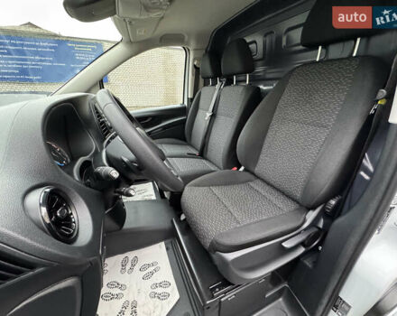 Білий Мерседес eVito, об'ємом двигуна 0 л та пробігом 11 тис. км за 24999 $, фото 12 на Automoto.ua