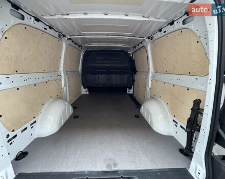 Білий Мерседес eVito, об'ємом двигуна 0 л та пробігом 11 тис. км за 24999 $, фото 36 на Automoto.ua