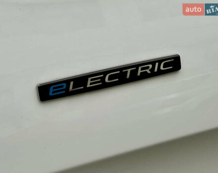 Білий Мерседес eVito, об'ємом двигуна 0 л та пробігом 11 тис. км за 24999 $, фото 26 на Automoto.ua