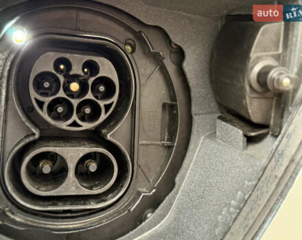 Белый Мерседес eVito, объемом двигателя 0 л и пробегом 208 тыс. км за 26900 $, фото 51 на Automoto.ua