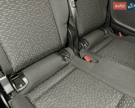 Белый Мерседес eVito, объемом двигателя 0 л и пробегом 208 тыс. км за 26900 $, фото 61 на Automoto.ua