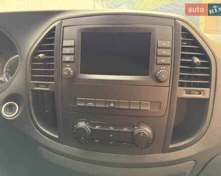 Білий Мерседес eVito, об'ємом двигуна 0 л та пробігом 208 тис. км за 26900 $, фото 20 на Automoto.ua