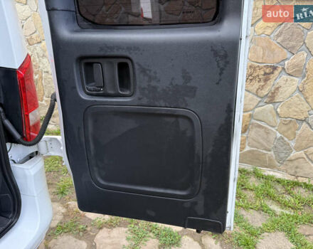 Білий Мерседес eVito, об'ємом двигуна 0 л та пробігом 208 тис. км за 26900 $, фото 43 на Automoto.ua