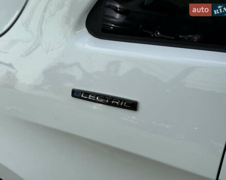 Білий Мерседес eVito, об'ємом двигуна 0 л та пробігом 44 тис. км за 16999 $, фото 9 на Automoto.ua