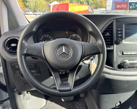 Білий Мерседес eVito, об'ємом двигуна 0 л та пробігом 44 тис. км за 16999 $, фото 17 на Automoto.ua