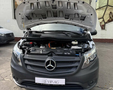 Білий Мерседес eVito, об'ємом двигуна 0 л та пробігом 44 тис. км за 16999 $, фото 36 на Automoto.ua