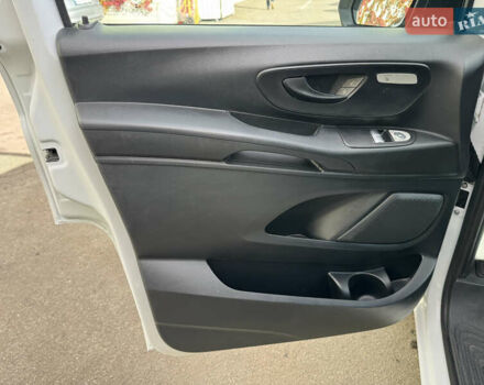 Білий Мерседес eVito, об'ємом двигуна 0 л та пробігом 44 тис. км за 16999 $, фото 12 на Automoto.ua