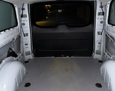 Білий Мерседес eVito, об'ємом двигуна 0 л та пробігом 39 тис. км за 26900 $, фото 62 на Automoto.ua