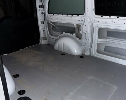 Білий Мерседес eVito, об'ємом двигуна 0 л та пробігом 39 тис. км за 26900 $, фото 63 на Automoto.ua