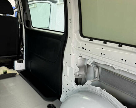 Білий Мерседес eVito, об'ємом двигуна 0 л та пробігом 39 тис. км за 26900 $, фото 19 на Automoto.ua