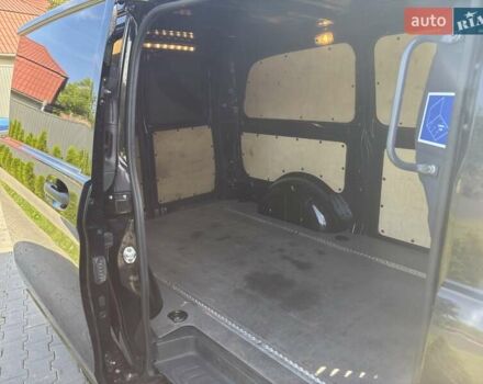 Черный Мерседес eVito, объемом двигателя 0 л и пробегом 37 тыс. км за 16500 $, фото 6 на Automoto.ua