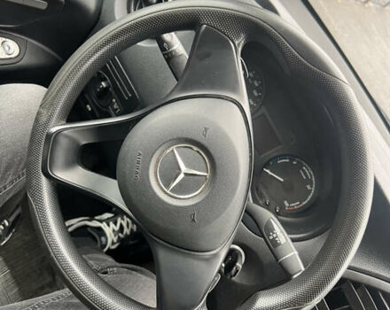 Желтый Мерседес eVito, объемом двигателя 0 л и пробегом 67 тыс. км за 12999 $, фото 17 на Automoto.ua