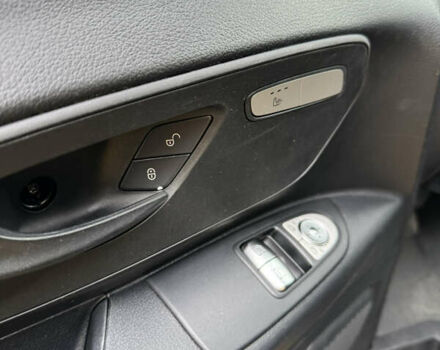 Жовтий Мерседес eVito, об'ємом двигуна 0 л та пробігом 77 тис. км за 16300 $, фото 15 на Automoto.ua