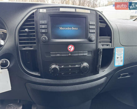 Желтый Мерседес eVito, объемом двигателя 0 л и пробегом 95 тыс. км за 18999 $, фото 20 на Automoto.ua