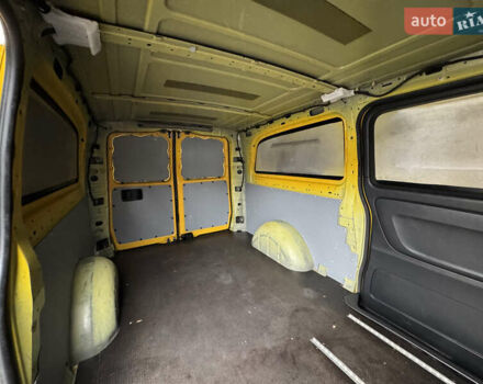 Желтый Мерседес eVito, объемом двигателя 0 л и пробегом 95 тыс. км за 18999 $, фото 31 на Automoto.ua