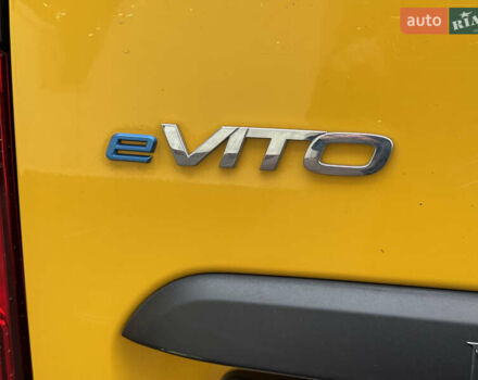 Желтый Мерседес eVito, объемом двигателя 0 л и пробегом 95 тыс. км за 18999 $, фото 38 на Automoto.ua