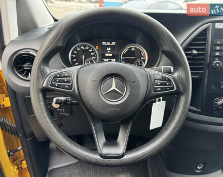 Желтый Мерседес eVito, объемом двигателя 0 л и пробегом 95 тыс. км за 18999 $, фото 18 на Automoto.ua