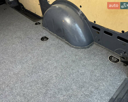 Сірий Мерседес eVito, об'ємом двигуна 0 л та пробігом 32 тис. км за 16500 $, фото 36 на Automoto.ua