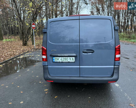 Сірий Мерседес eVito, об'ємом двигуна 0 л та пробігом 32 тис. км за 16500 $, фото 9 на Automoto.ua