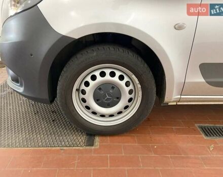 Сірий Мерседес eVito, об'ємом двигуна 0 л та пробігом 41 тис. км за 20500 $, фото 44 на Automoto.ua