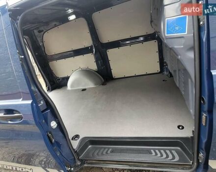 Синій Мерседес eVito, об'ємом двигуна 0 л та пробігом 47 тис. км за 21000 $, фото 12 на Automoto.ua