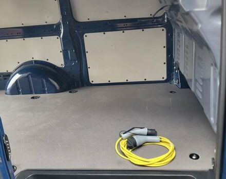 Синий Мерседес eVito, объемом двигателя 0 л и пробегом 47 тыс. км за 15600 $, фото 13 на Automoto.ua