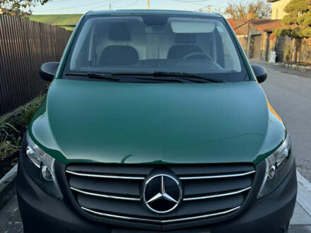 Зеленый Мерседес eVito, объемом двигателя 0 л и пробегом 17 тыс. км за 32800 $, фото 1 на Automoto.ua