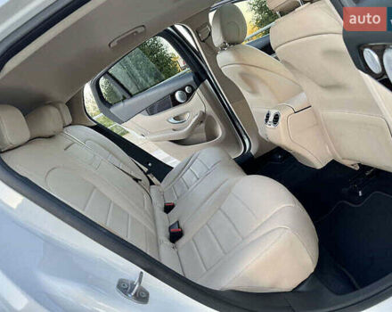 Белый Мерседес GLC-Class Coupe, объемом двигателя 1.99 л и пробегом 91 тыс. км за 30000 $, фото 26 на Automoto.ua