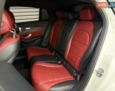 Белый Мерседес GLC-Class Coupe, объемом двигателя 2.14 л и пробегом 122 тыс. км за 33900 $, фото 14 на Automoto.ua