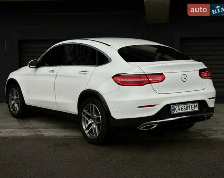 Белый Мерседес GLC-Class Coupe, объемом двигателя 2.14 л и пробегом 122 тыс. км за 33900 $, фото 5 на Automoto.ua