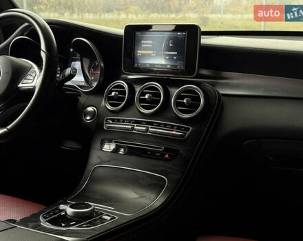 Белый Мерседес GLC-Class Coupe, объемом двигателя 2.14 л и пробегом 122 тыс. км за 33900 $, фото 22 на Automoto.ua