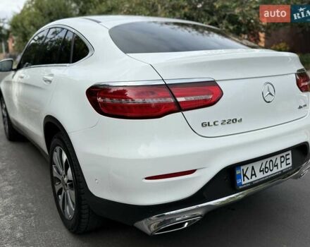 Белый Мерседес GLC-Class Coupe, объемом двигателя 2.14 л и пробегом 91 тыс. км за 39000 $, фото 5 на Automoto.ua