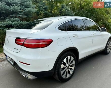 Белый Мерседес GLC-Class Coupe, объемом двигателя 2.14 л и пробегом 91 тыс. км за 39000 $, фото 4 на Automoto.ua