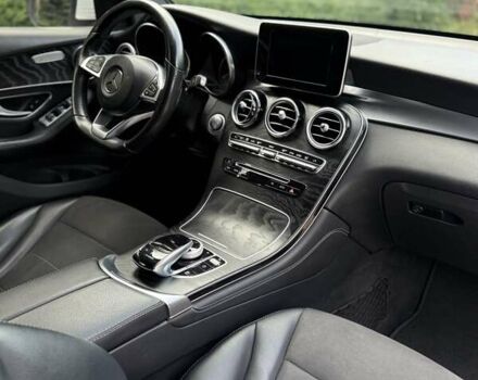 Белый Мерседес GLC-Class Coupe, объемом двигателя 2.14 л и пробегом 91 тыс. км за 39000 $, фото 11 на Automoto.ua