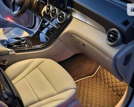 Білий Мерседес GLC-Class Coupe, об'ємом двигуна 2.2 л та пробігом 67 тис. км за 42000 $, фото 10 на Automoto.ua