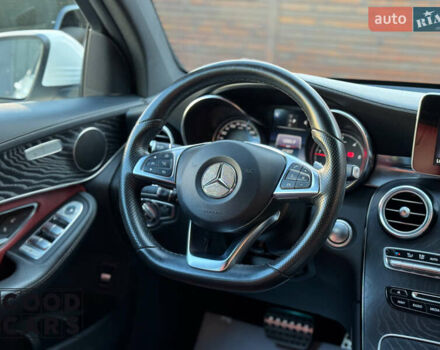 Белый Мерседес GLC-Class Coupe, объемом двигателя 2.14 л и пробегом 69 тыс. км за 39500 $, фото 22 на Automoto.ua