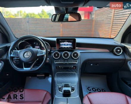 Белый Мерседес GLC-Class Coupe, объемом двигателя 2.14 л и пробегом 69 тыс. км за 39500 $, фото 19 на Automoto.ua