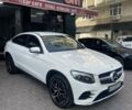 Белый Мерседес GLC-Class Coupe, объемом двигателя 2.14 л и пробегом 82 тыс. км за 42000 $, фото 1 на Automoto.ua
