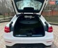Білий Мерседес GLC-Class Coupe, об'ємом двигуна 1.99 л та пробігом 160 тис. км за 29899 $, фото 6 на Automoto.ua