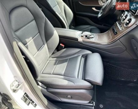 Білий Мерседес GLC-Class Coupe, об'ємом двигуна 1.99 л та пробігом 160 тис. км за 29899 $, фото 22 на Automoto.ua