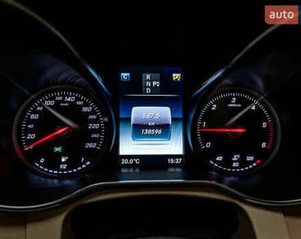 Белый Мерседес GLC-Class Coupe, объемом двигателя 2.1 л и пробегом 138 тыс. км за 35891 $, фото 12 на Automoto.ua