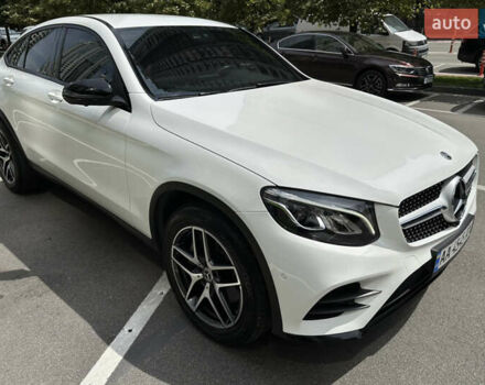 Білий Мерседес GLC-Class Coupe, об'ємом двигуна 2.1 л та пробігом 124 тис. км за 40000 $, фото 1 на Automoto.ua