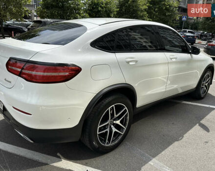 Білий Мерседес GLC-Class Coupe, об'ємом двигуна 2.1 л та пробігом 124 тис. км за 40000 $, фото 5 на Automoto.ua