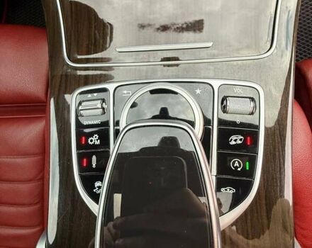 Белый Мерседес GLC-Class Coupe, объемом двигателя 3 л и пробегом 80 тыс. км за 43500 $, фото 25 на Automoto.ua