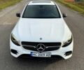 Білий Мерседес GLC-Class Coupe, об'ємом двигуна 1.99 л та пробігом 107 тис. км за 41900 $, фото 2 на Automoto.ua