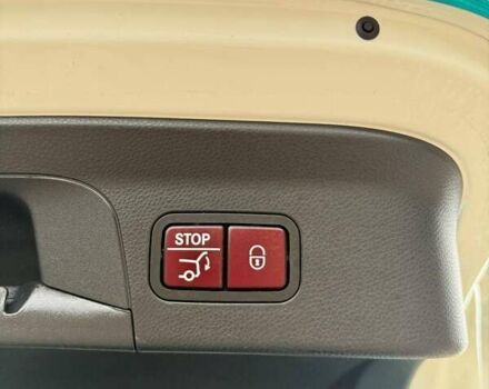 Белый Мерседес GLC-Class Coupe, объемом двигателя 3 л и пробегом 80 тыс. км за 43500 $, фото 30 на Automoto.ua