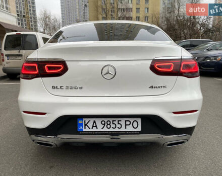Белый Мерседес GLC-Class Coupe, объемом двигателя 1.95 л и пробегом 85 тыс. км за 45900 $, фото 5 на Automoto.ua