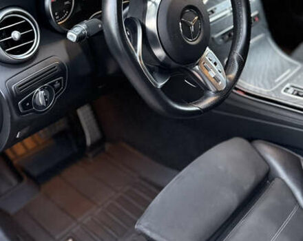 Белый Мерседес GLC-Class Coupe, объемом двигателя 2 л и пробегом 114 тыс. км за 48700 $, фото 28 на Automoto.ua